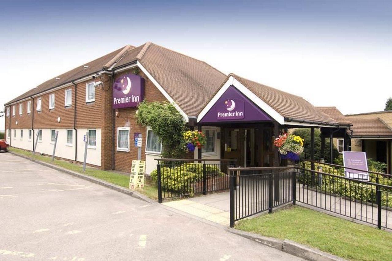 Premier Inn ترينج المظهر الخارجي الصورة